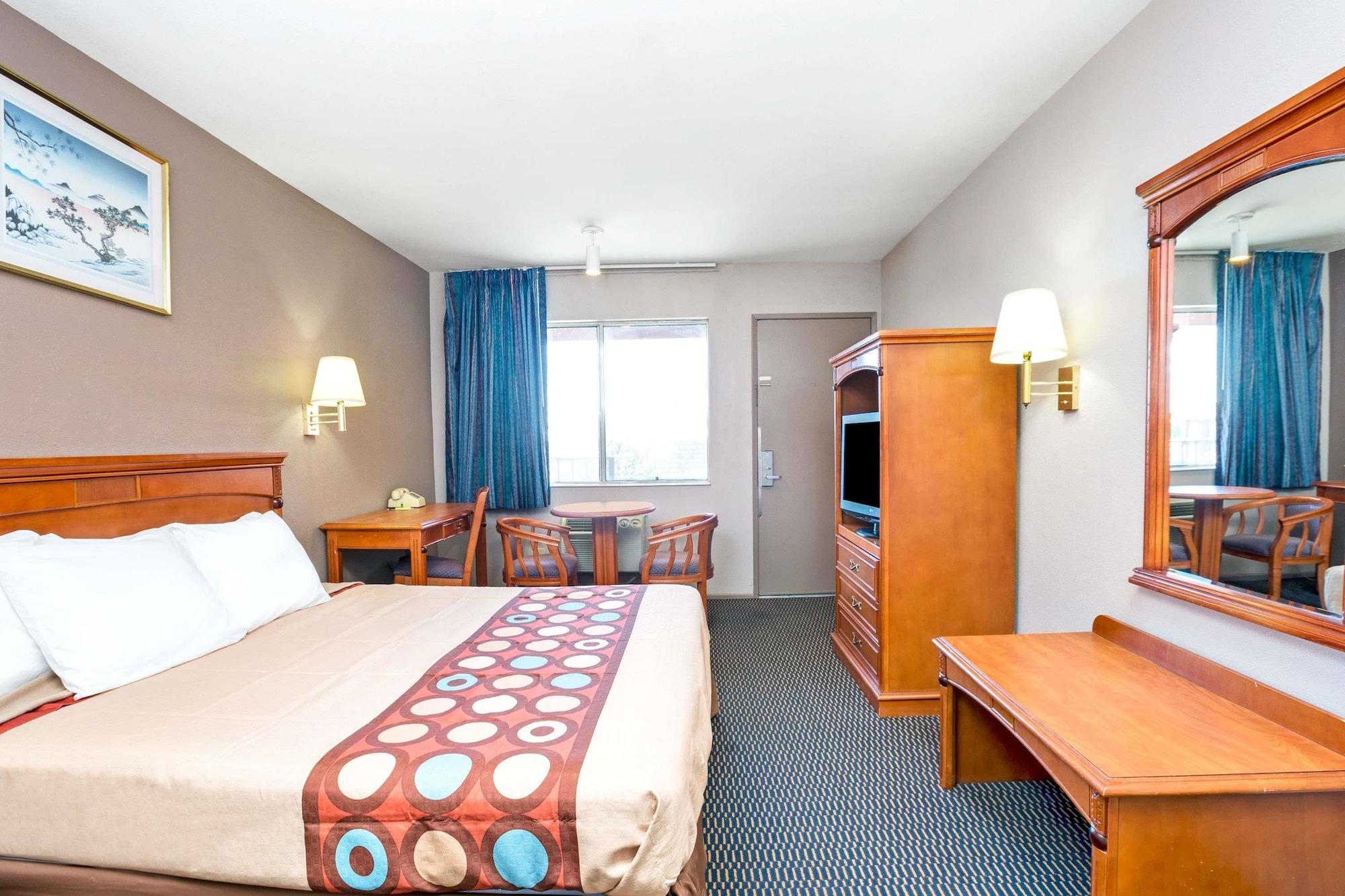 ซูเปอร์ 8 บาย วินด์แฮม อัพแลนด์ ออนแทริโอ แคลิฟอร์เนีย Hotel อัปแลนด์ ภายนอก รูปภาพ