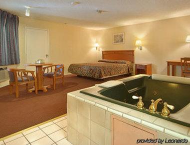 ซูเปอร์ 8 บาย วินด์แฮม อัพแลนด์ ออนแทริโอ แคลิฟอร์เนีย Hotel อัปแลนด์ ห้อง รูปภาพ